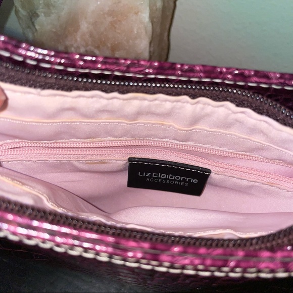 Liz Claiborne Croc Handbag - Picture 8 of 8